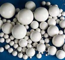 活性氧化铝球 高清图片下的微观世界与工业应用